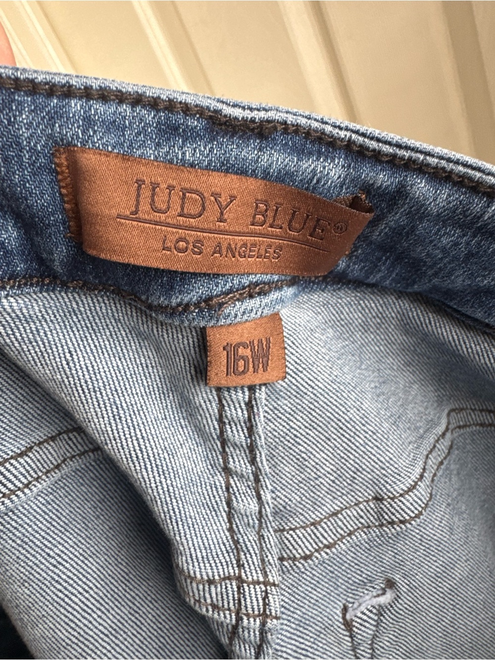 Judy Blue Cropped Wide Leg Jeans with Side Braid Detail - Picture 5 of 7